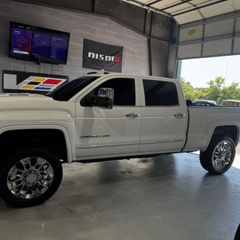 Midwest Takeoffs - Wheel & Rim Repair Near Me - Naperville, Illinois Midwest Takeoffs - Wheel & Rim Repair Near Me - Naperville, Illinois