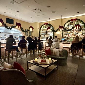 Joyce - Beautiful interior during Christmas time - Southern Near Me - Los Angeles, California Joyce - Beautiful interior during Christmas time - Southern Near Me - Los Angeles, California