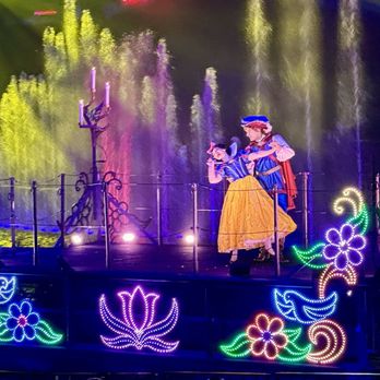 Fantasmic! - Snow White - Amusement Parks Near Me - Kissimmee, Florida Fantasmic! - Snow White - Amusement Parks Near Me - Kissimmee, Florida