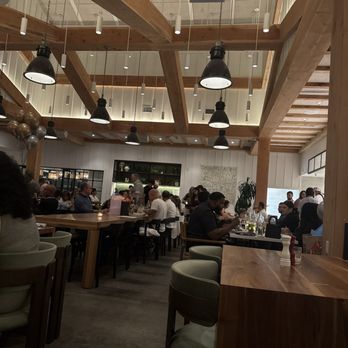 Sixty Vines - New American Near Me - Orlando, Florida