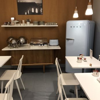 Le Lapin Blanc - Snack Room - Hotels Near Me - Paris, 75