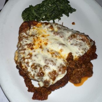 Carmine's Restaurant - Parmigiana - Italian Near Me - Los Angeles, California Carmine's Restaurant - Parmigiana - Italian Near Me - Los Angeles, California