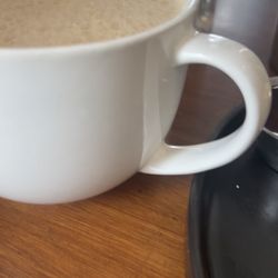 El Pan Nuestro Express - Latte de caramelo tibio. Sin sabor.