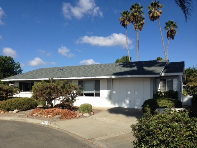 Slide of Adan Cruz Roofing Company