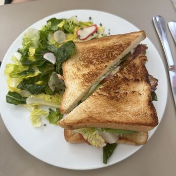 Otway - Tomato sandwich with bacon - New American Near Me - Brooklyn, New York