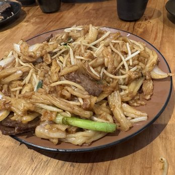 Taishan Cuisine - Beef chow fun - Noodles Near Me - San Francisco, California Taishan Cuisine - Beef chow fun - Noodles Near Me - San Francisco, California