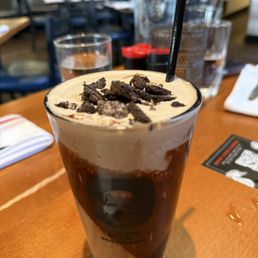 Why choose between a peanut butter or Oreo Mudslide when you can have both? Why choose between a peanut butter or Oreo Mudslide when you can have both?