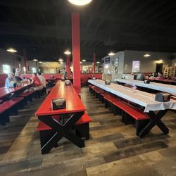 Chico's Pizza Parlor - Dining area.