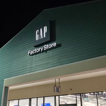 Gap Factory - Men's Clothing Near Me - Lancaster, Pennsylvania