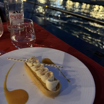 Bateaux Mouches - Boat Charters Near Me - Paris, 75