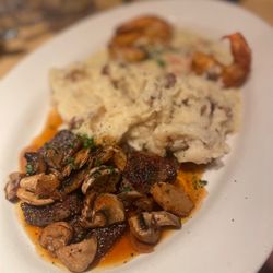 The Cheesecake Factory - Chicken Madeira