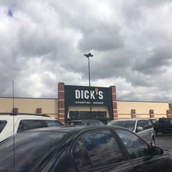 DICK'S Sporting Goods