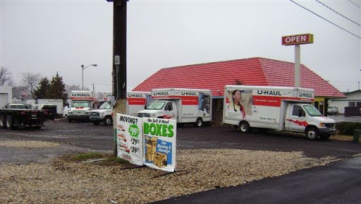 U-Haul Neighborhood Dealer