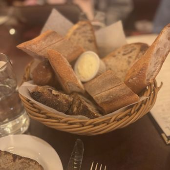 Parc - Bread basket - French Near Me - Philadelphia, Pennsylvania Parc - Bread basket - French Near Me - Philadelphia, Pennsylvania