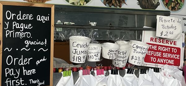 Mariscos Rosarito by null