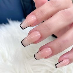 Elle Nails Spa - GelX design
