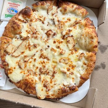 Ele Pizza - Small Chicken Alfredo Pizza - Pizza Near Me - Watauga, Texas