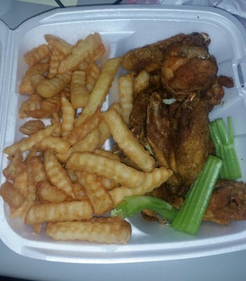 America S Best Wings 13 Photos 62 Reviews Chicken Wings 966 Largo Center Dr Upper Marlboro Md United States Restaurant Reviews Phone Number
