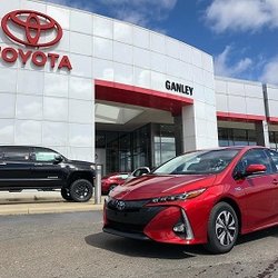 KEN GANLEY TOYOTA AKRON - 38 Photos & 42 Reviews - 1395 E Market St