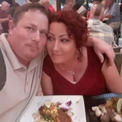 SMACK - Excellent dinner as always at the lobster lady in Cape Coral Florida