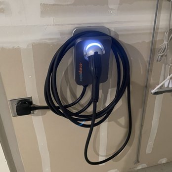 New Phase Electric - This was the ChargePoint EVSE unit Ben helped install. Very neatly installed! - Electricians Near Me