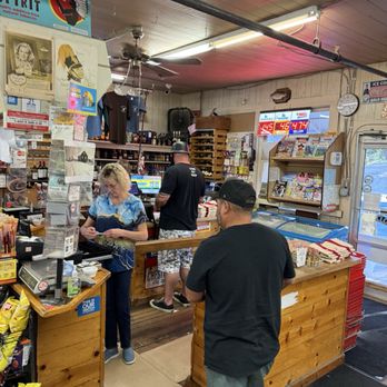 Graeagle Store - Grocery Near Me - Blairsden-Graeagle, California