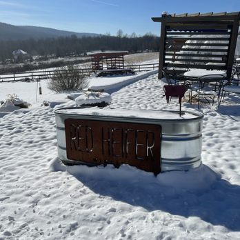 Red Heifer Winery - Wineries Near Me - Smithsburg, Maryland Red Heifer Winery - Wineries Near Me - Smithsburg, Maryland