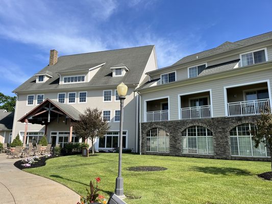 The Lodge at Geneva-on-the-Lake by null