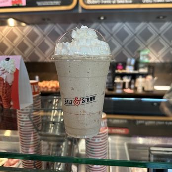 Salt & Straw - Cinnamon sinker doodle milkshake - Ice Cream & Frozen Yogurt Near Me - Las Vegas, Nevada Salt & Straw - Cinnamon sinker doodle milkshake - Ice Cream & Frozen Yogurt Near Me - Las Vegas, Nevada