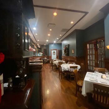 Bobby Van's Steakhouse - Dining room - Steakhouses Near Me - Washington, DC, District of Columbia