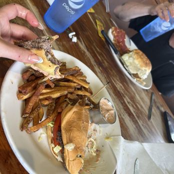Nadeen's Hermitage Haven - Breakfast & Brunch Near Me - Hermitage, Tennessee