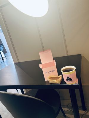 JOE & THE JUICE by null