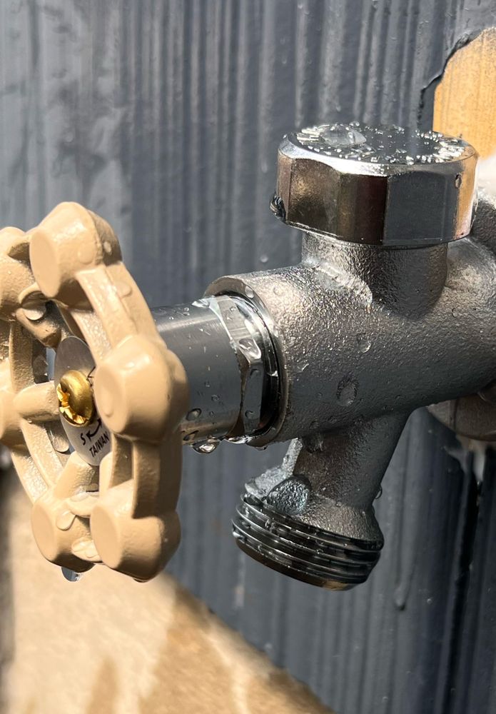 Slide of R & T Plumbing and Heating