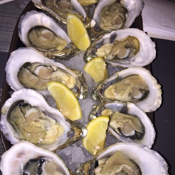 Rabod'Pêxe - Delicious Oysters - Sushi Bars Near Me - Lisbon, 11 Rabod'Pêxe - Delicious Oysters - Sushi Bars Near Me - Lisbon, 11