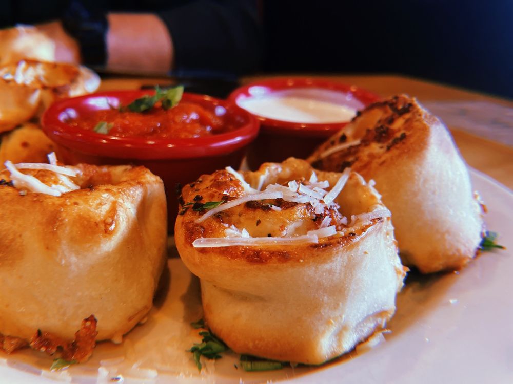 Old Chicago Pizza + Taproom