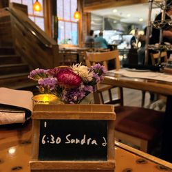 Vino E Vivo - Reservations for 2