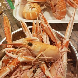 Wanli Seafood Market - Langoustine lobster I got from Wanli. Steamed them live.