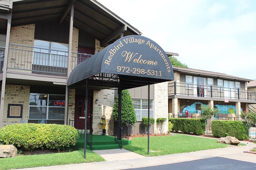 REDBIRD VILLAGE APARTMENTS Updated September 2024 803 Link Dr