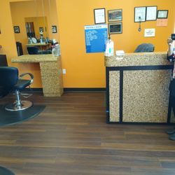 Manisha's Eyebrow Threading