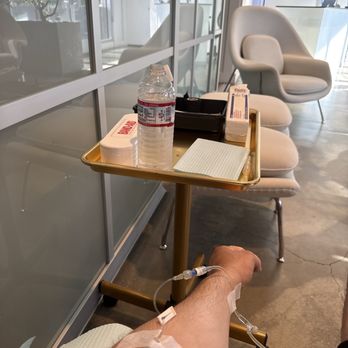 IV Pro's Private Lounge - IV Hydration Near Me - Glendale, California