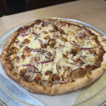 500 Degrees New York Style Pizzeria - South Blvd - BBQ Chicken Pizza - Pizza Near Me - Charlotte, North Carolina