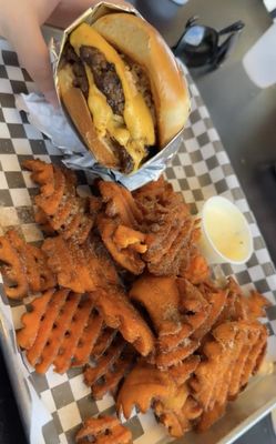 Barley and Burger Smashed by null