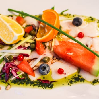 Hugo - Carpaccio scallop - French Near Me - Paris, 75 Hugo - Carpaccio scallop - French Near Me - Paris, 75
