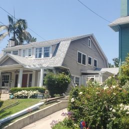 Exterior photo of Lara's Roof - Los Angeles, California Exterior photo of Lara's Roof - Los Angeles, California