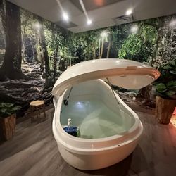 Floating Lotus Sanctuary - Float pod