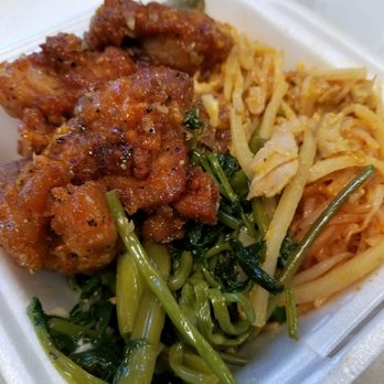 Madame Saigon - Mini plate with garlic chicken, ong choy, and pad thai with a bit of red curry on top - Vietnamese Near Me - Honolulu, Hawaii Madame Saigon - Mini plate with garlic chicken, ong choy, and pad thai with a bit of red curry on top - Vietnamese Near Me - Honolulu, Hawaii