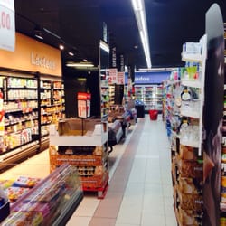 Simply - Pasillos amplios y cómodos para comprar