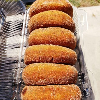 Tranquillity Farms - Shake Hands with Apple Cider Donuts!! YUMMMMMMERS !! - Farmers Market Near Me - Andover, New Jersey