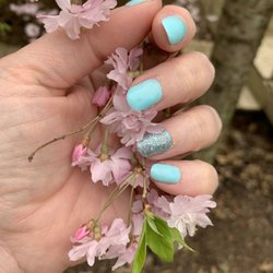 Nail Club - Spring nails