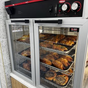 Tous Les Jours - Bakeries Near Me - Towson, Maryland